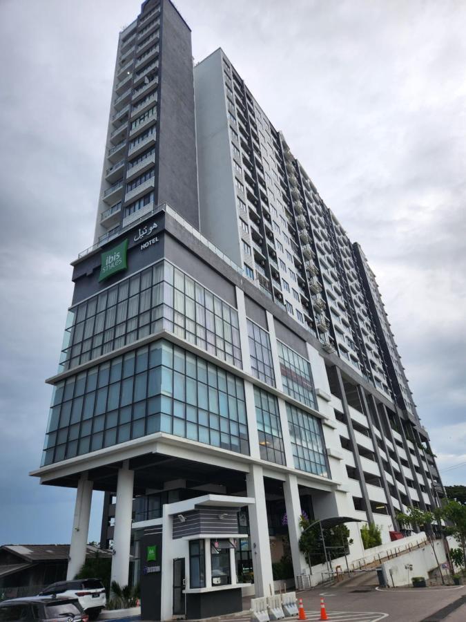 Sky River Front @ Aghome
